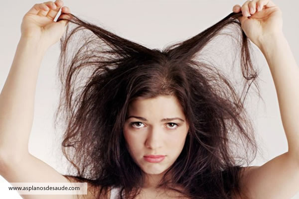 Principais causas da queda de cabelo!